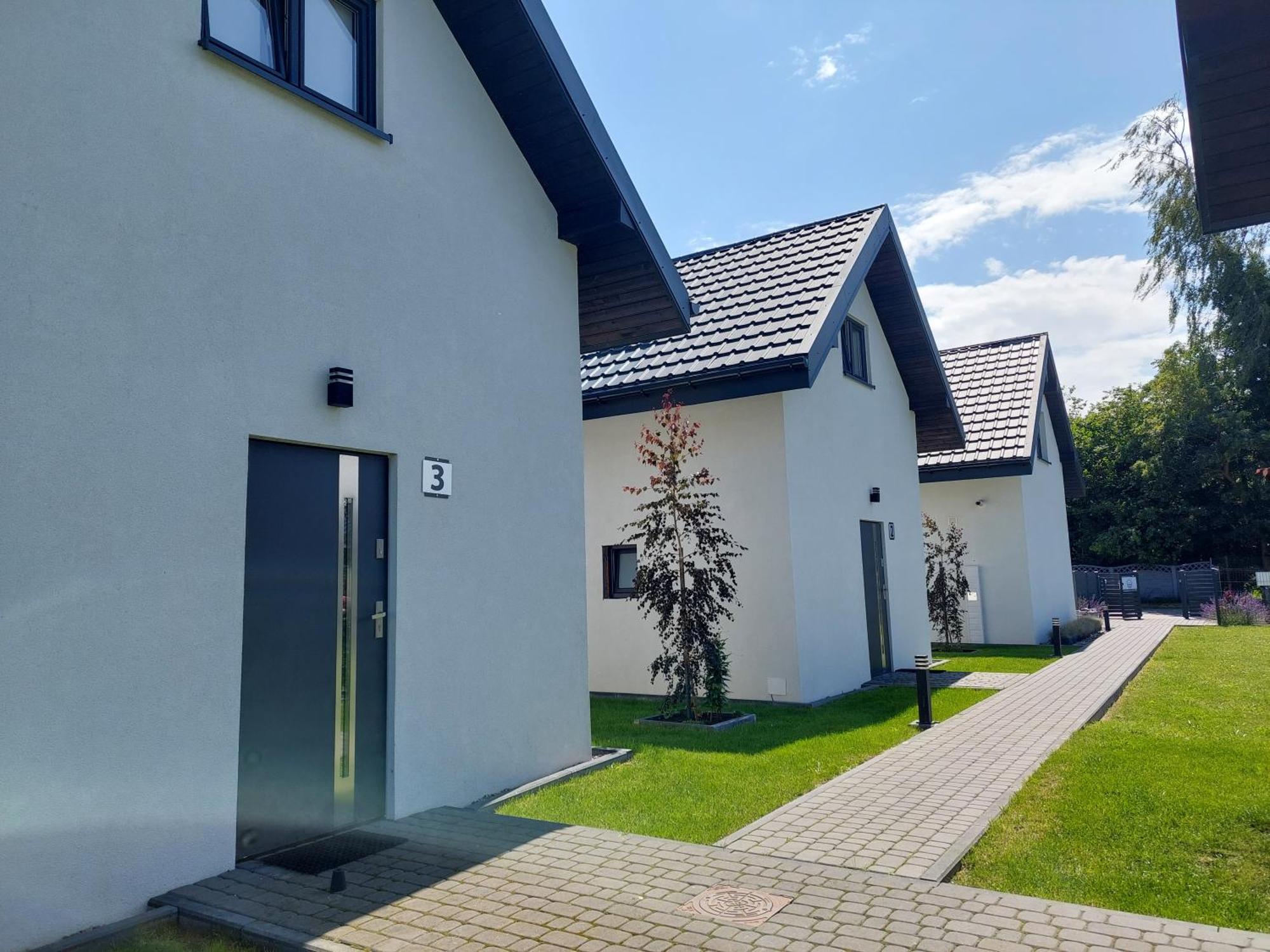 Domki Na Komandorskiej Dziwnów Esterno foto